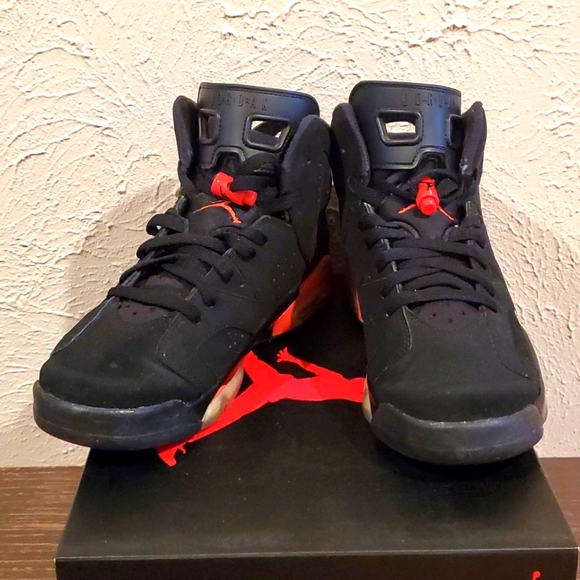 Jordan 6 Retro Black Infrared 2019 (Worn) No Box - Picture 2 of 8
